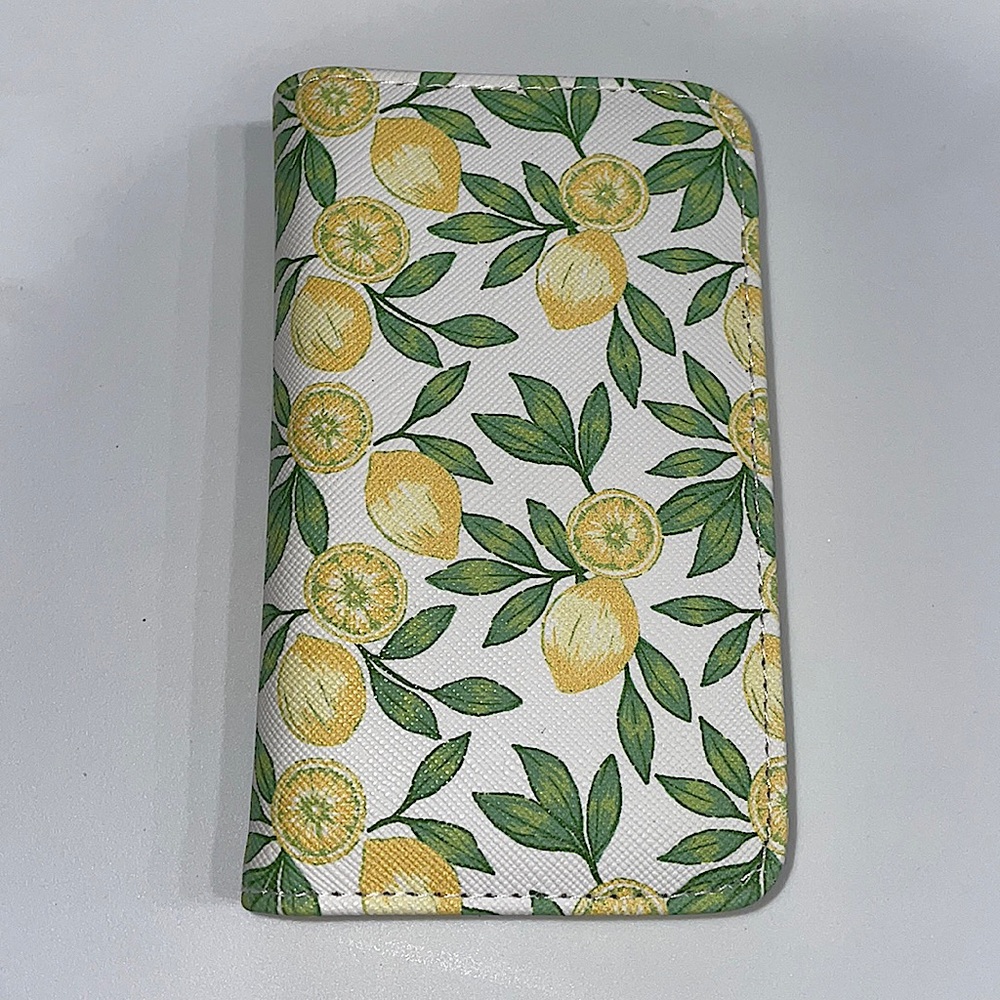 Buxton lemon wallet